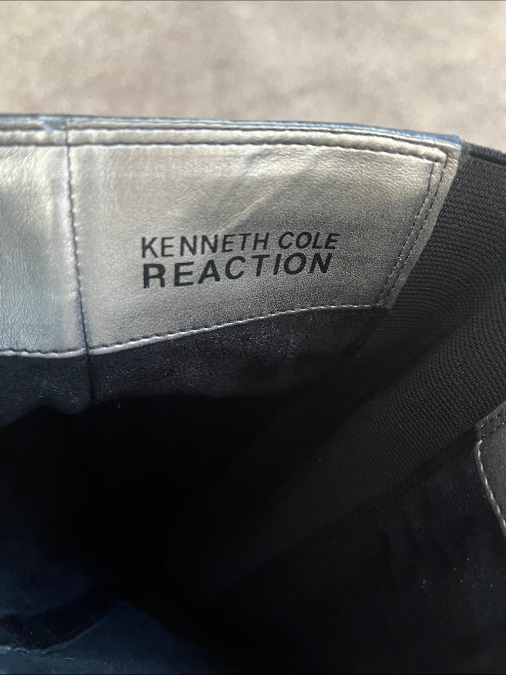 Y2K Kenneth Cole Reaction Wedge Boot, size 7.5 - Picture 11 of 11